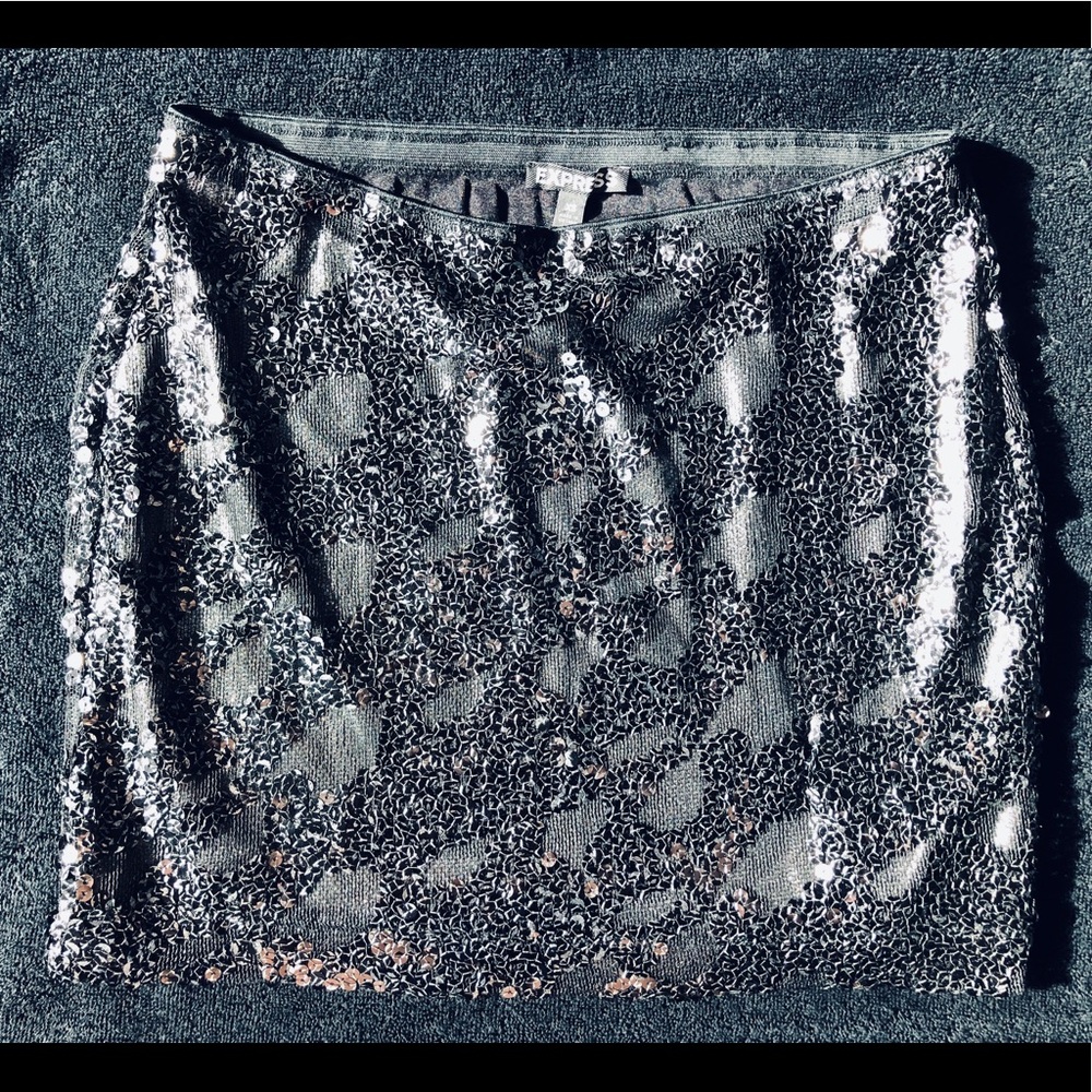 Black, steel gray and silver sequined skirt